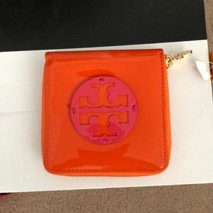 Tory Burch Wallet!